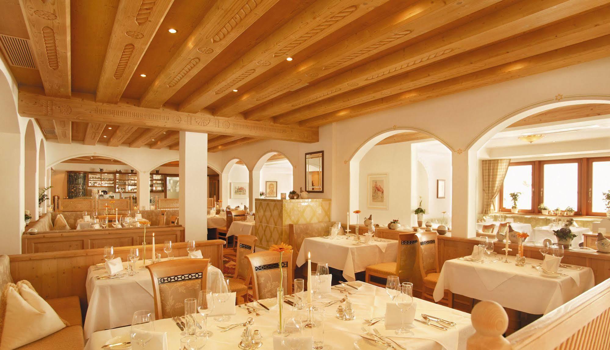 Hotel Alpenhof Tux Εξωτερικό φωτογραφία
